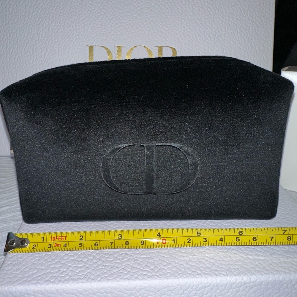 Dior Prestige Pouch Set - Picture 8 of 9
